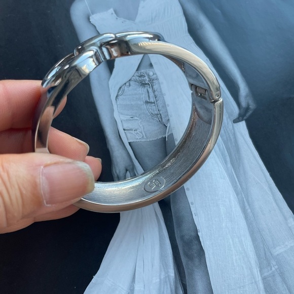 Banana  Republic bangle - Picture 4 of 4